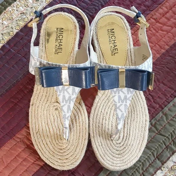 MICHAEL KORS* logo Leather Upper Thong Sandal Espadrille Rubber Bottom Size 6 - Picture 3 of 12